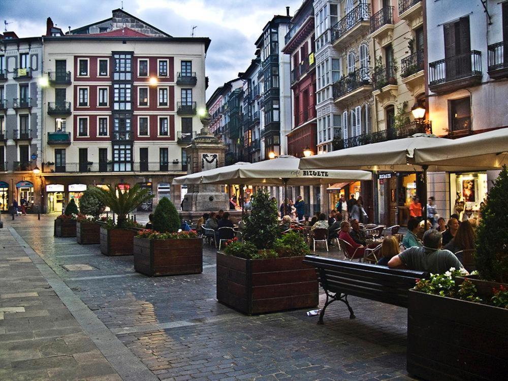 Habitacion Privada En El Centro De Bilbao Extérieur photo